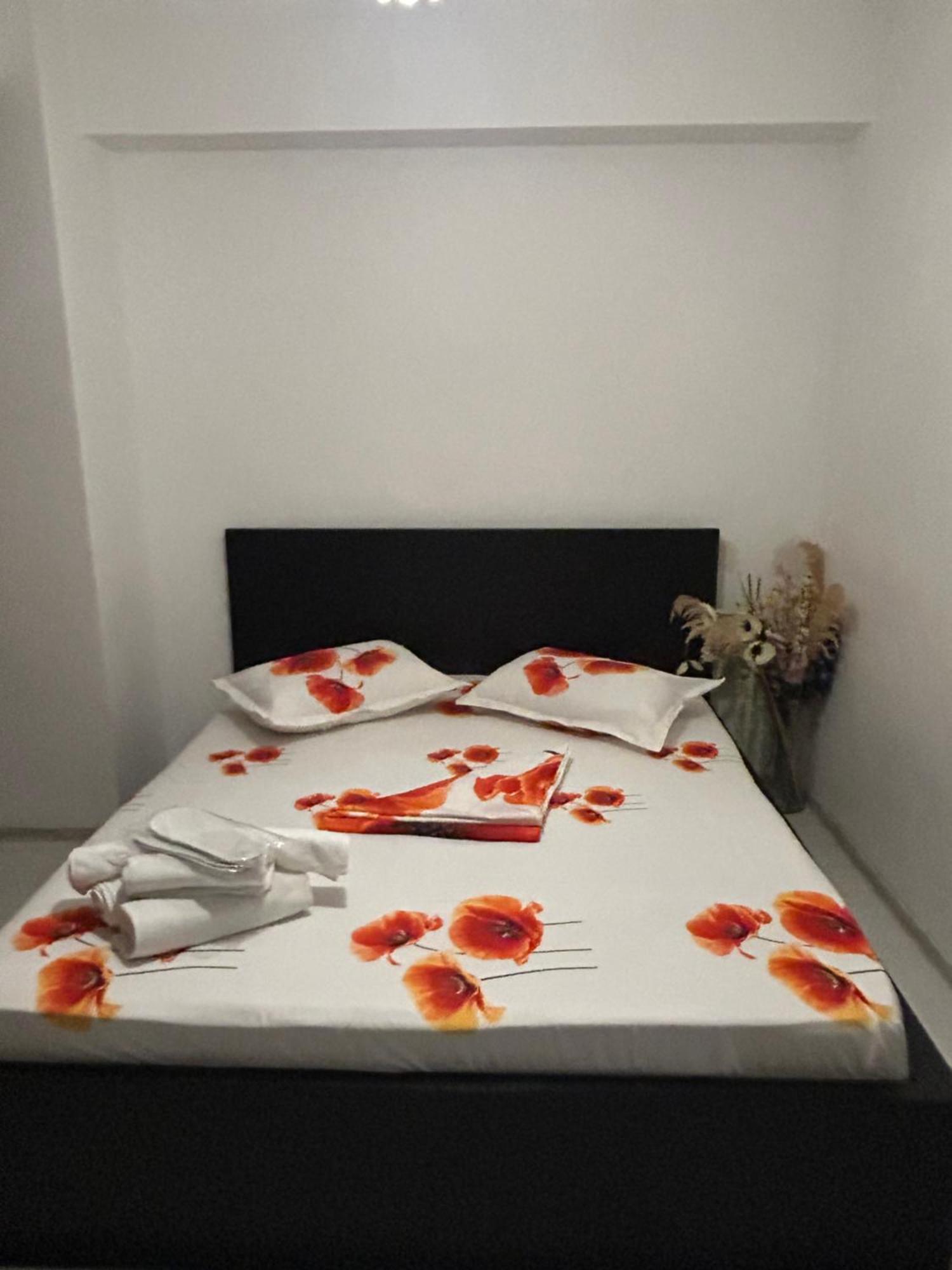 Enzso Residence Ap 2 Cam,Piata Natiunile Unite, Nr3-5,Bloc B2, Sc2, Et 1, Ap34 Букурещ Екстериор снимка